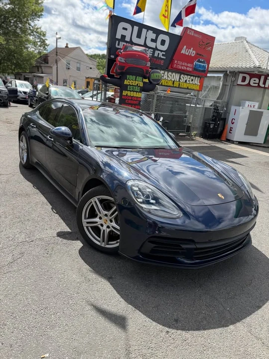 2017 Porsche 971 Panamera - Image 3 of 12