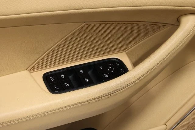 2017 Porsche 971 Panamera - Image 11 of 12