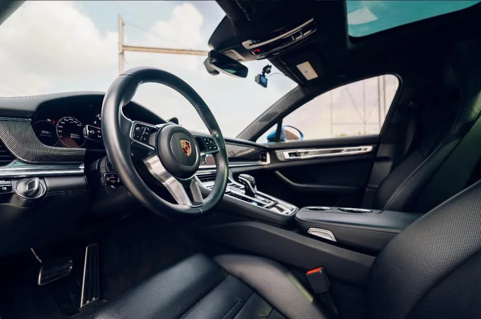 2017 Porsche 971 Panamera Turbo - Image 9 of 15