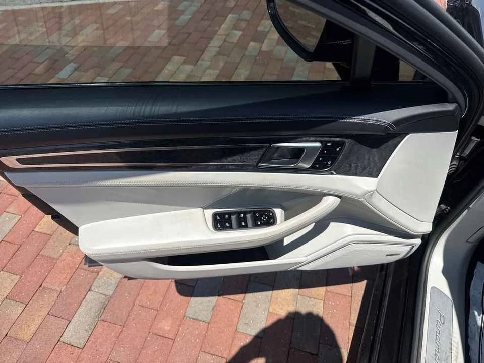 2017 Porsche 971 Panamera Turbo - Image 8 of 20