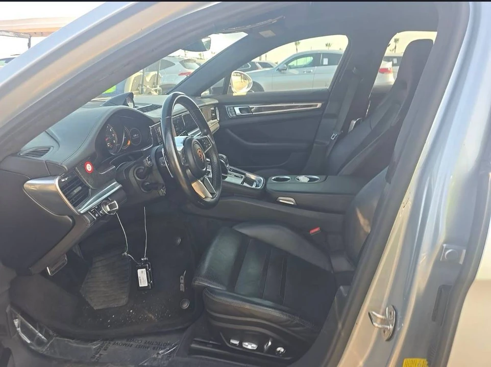 2017 Porsche 971 Panamera Turbo - Image 10 of 12