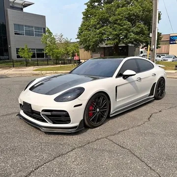 2017 Porsche Panamera Turbo