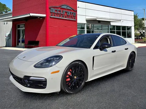 2017 Porsche Panamera Turbo