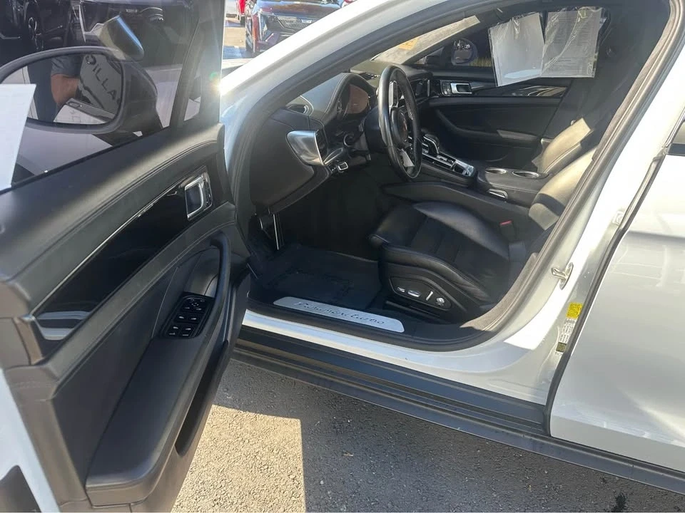 2017 Porsche 971 Panamera Turbo - Image 8 of 11