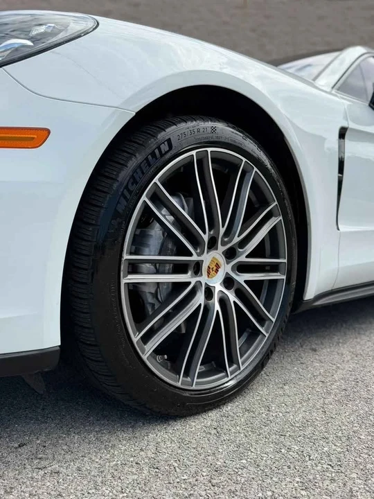2017 Porsche 971 Panamera Turbo - Image 6 of 19