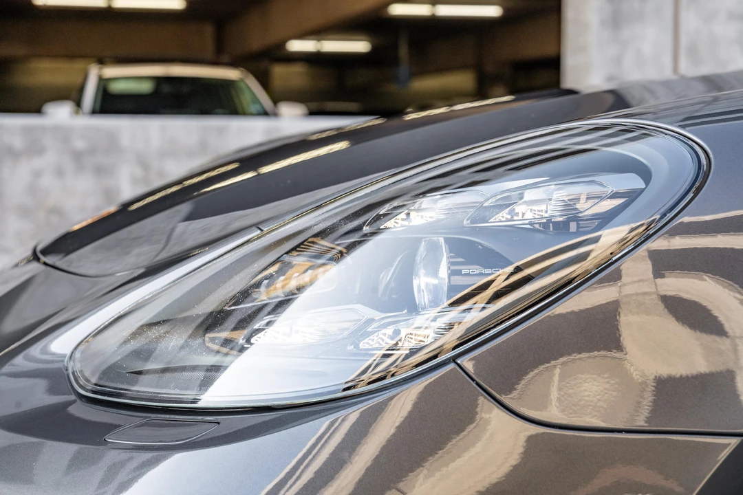 2017 Porsche 971 Panamera Turbo - Image 18 of 31
