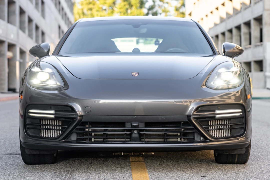 2017 Porsche 971 Panamera Turbo - Image 2 of 31