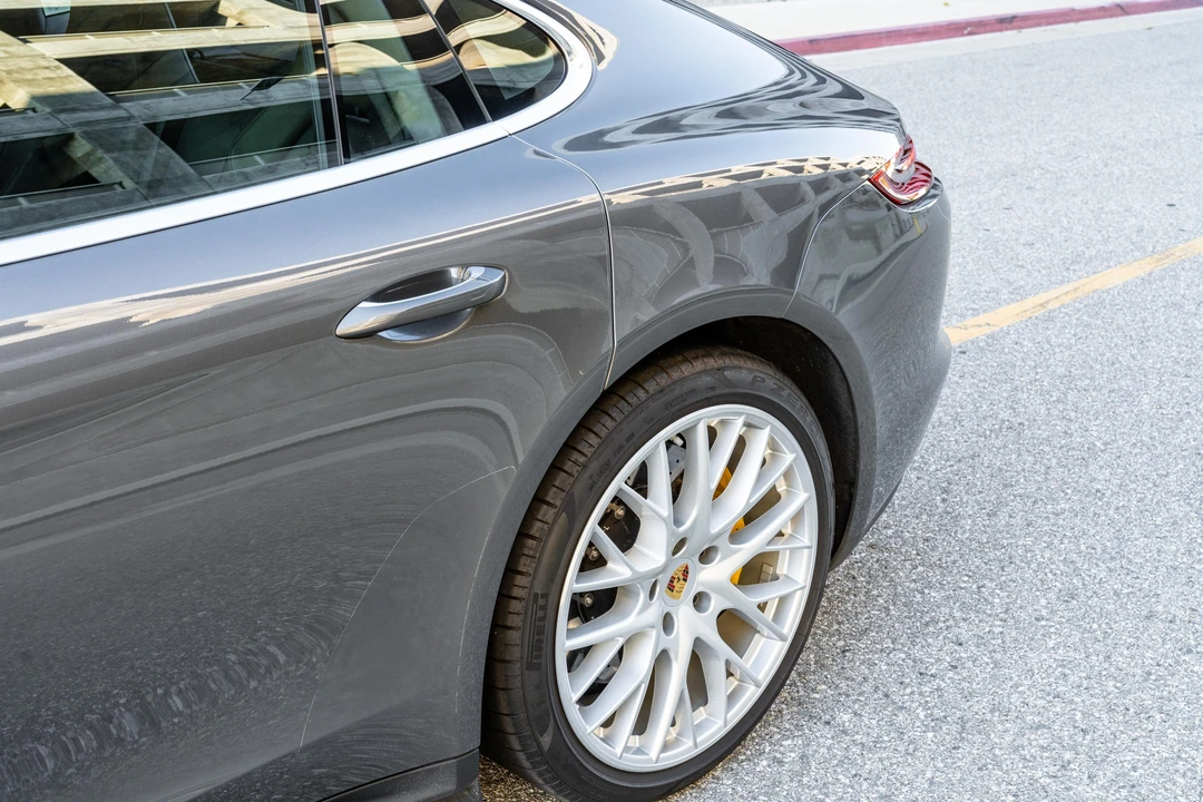 2017 Porsche 971 Panamera Turbo - Image 23 of 31