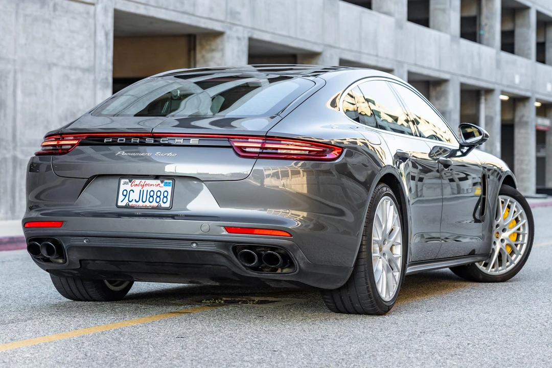2017 Porsche 971 Panamera Turbo - Image 4 of 31