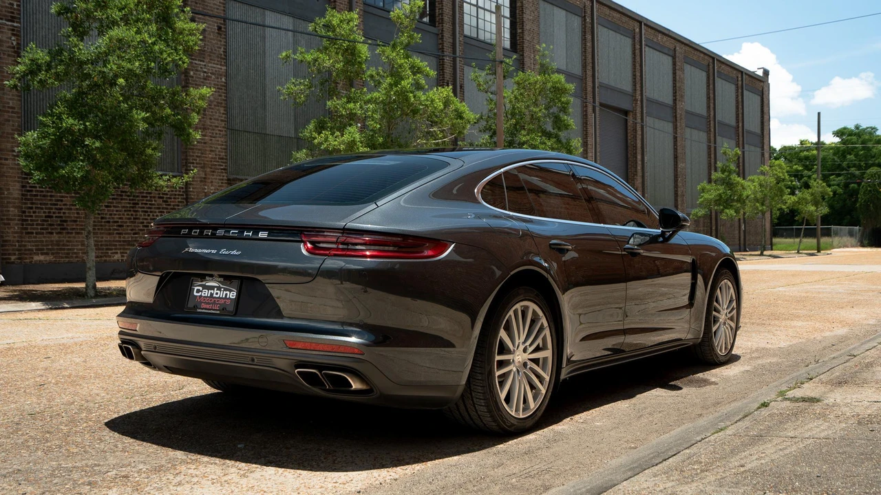 2017 Porsche 971 Panamera Turbo - Image 19 of 31