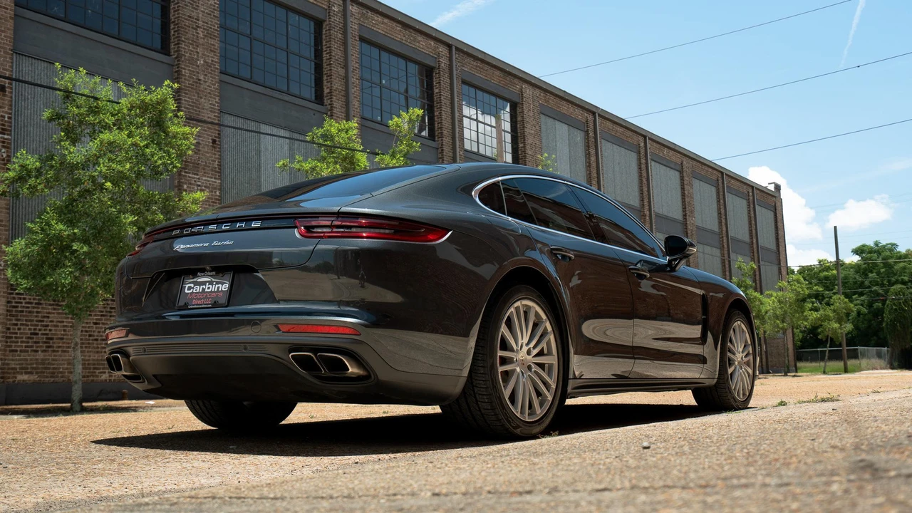 2017 Porsche 971 Panamera Turbo - Image 20 of 31