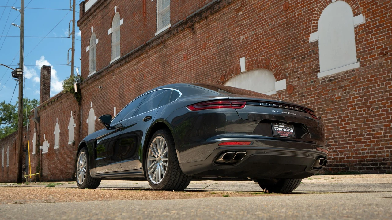 2017 Porsche 971 Panamera Turbo - Image 14 of 31