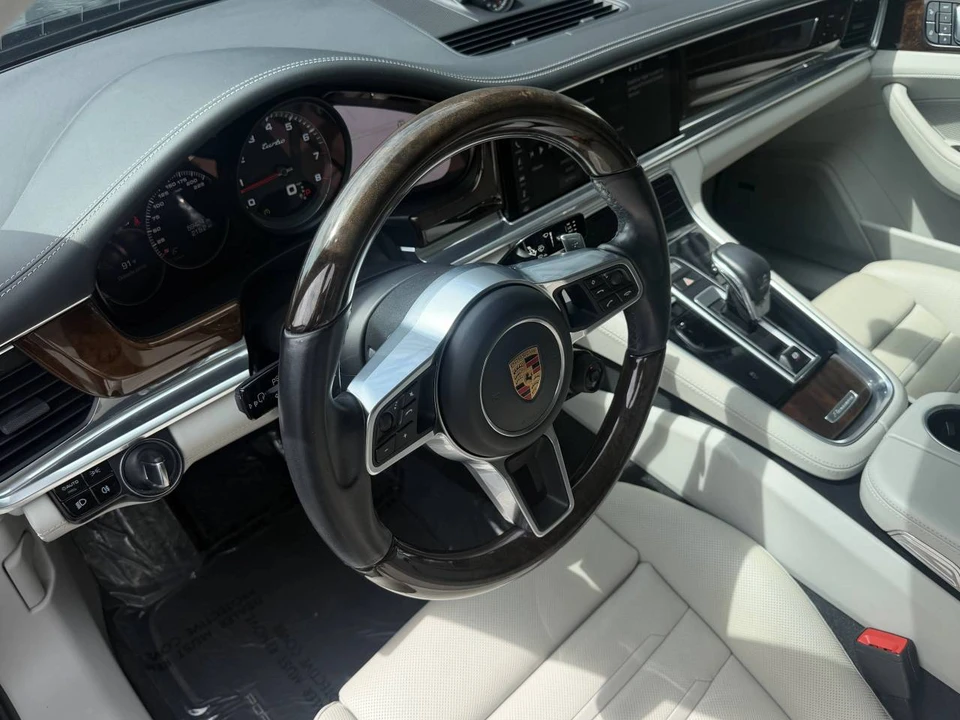 2017 Porsche 971 Panamera Turbo - Image 5 of 5