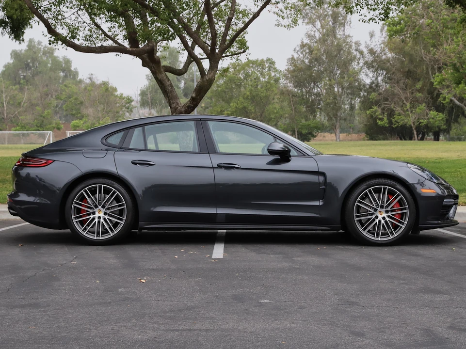 2017 Porsche 971 Panamera Turbo - Image 18 of 31