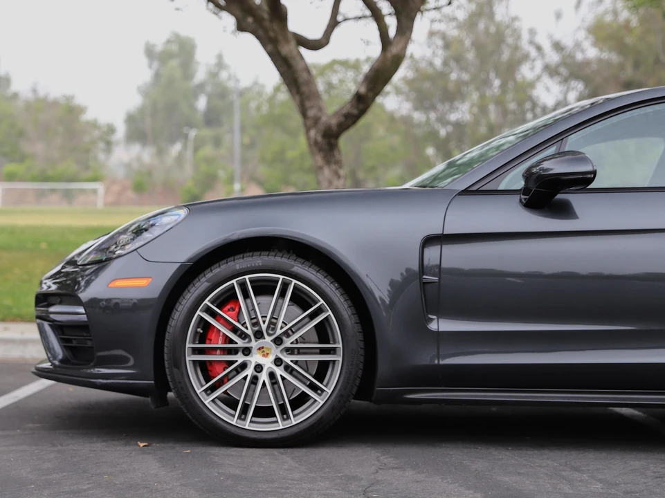 2017 Porsche 971 Panamera Turbo - Image 28 of 31
