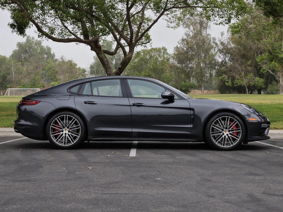 2017 Porsche 971 Panamera Turbo - Image 17 of 31