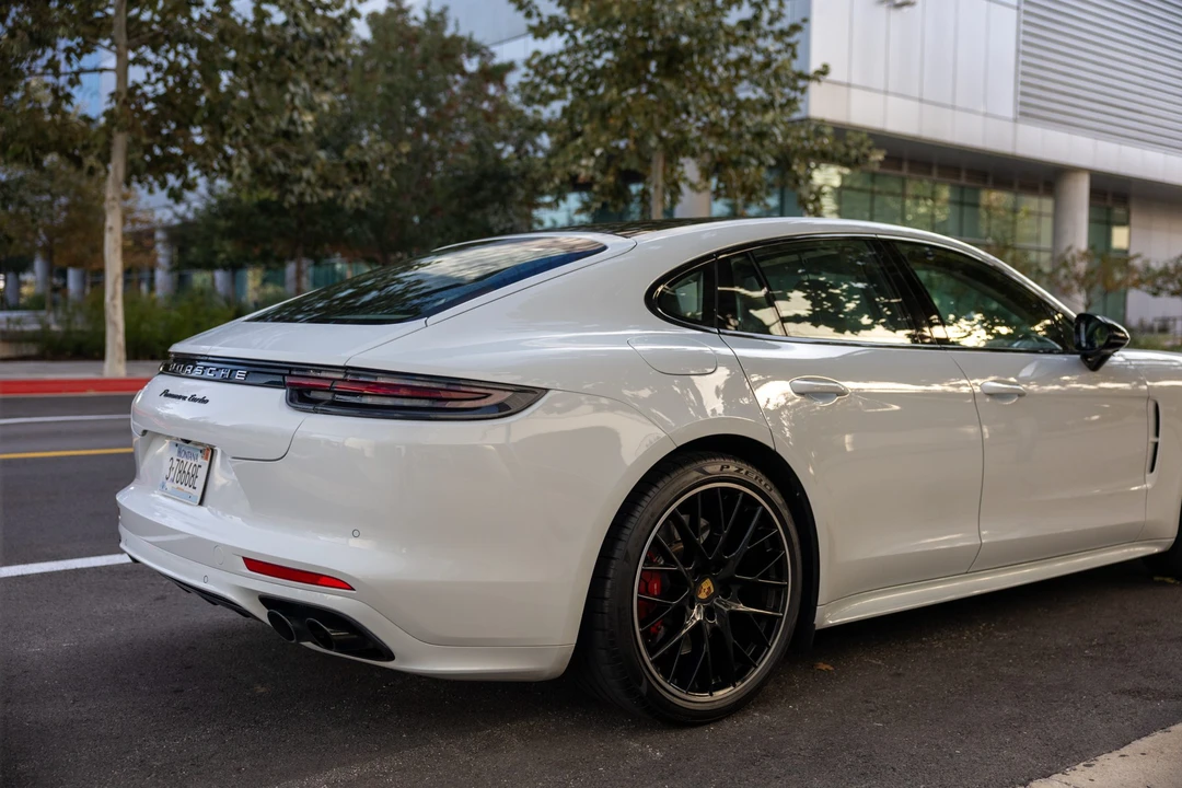 2017 Porsche 971 Panamera Turbo - Image 25 of 31