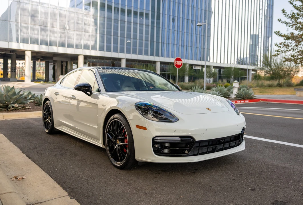 2017 Porsche 971 Panamera Turbo - Image 8 of 31