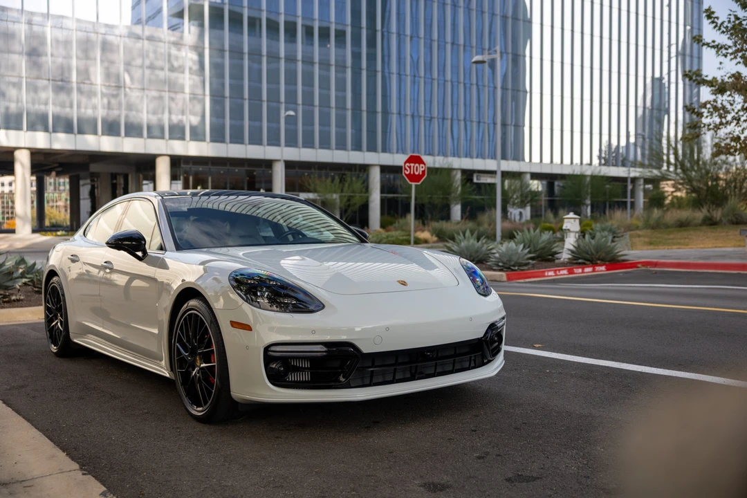 2017 Porsche 971 Panamera Turbo - Image 9 of 31