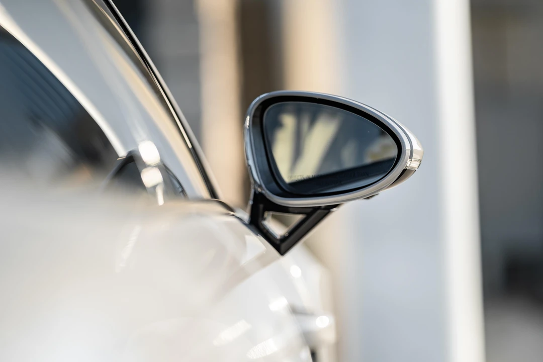 2017 Porsche 971 Panamera Turbo - Image 25 of 31