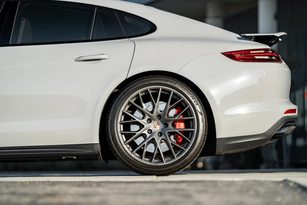 2017 Porsche 971 Panamera Turbo - Image 13 of 31