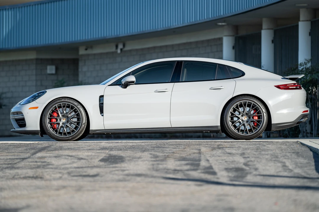 2017 Porsche 971 Panamera Turbo - Image 6 of 31
