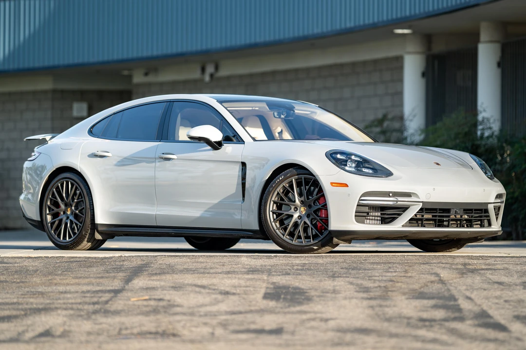 2017 Porsche 971 Panamera Turbo - Image 8 of 31