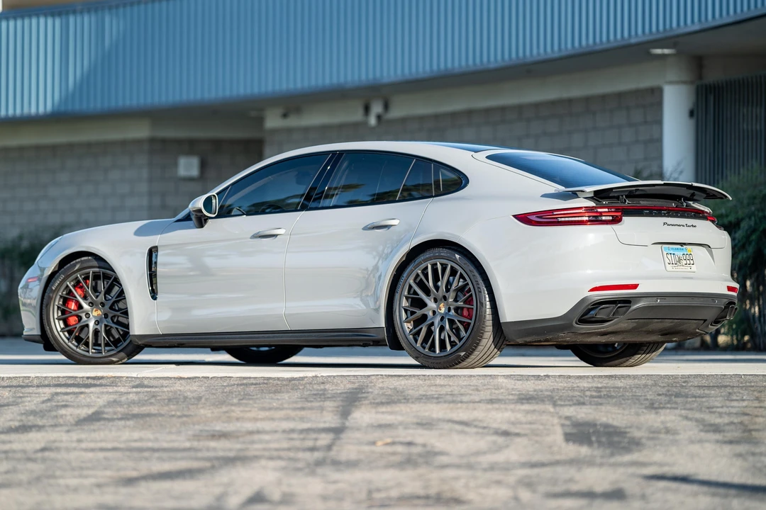 2017 Porsche 971 Panamera Turbo - Image 4 of 31