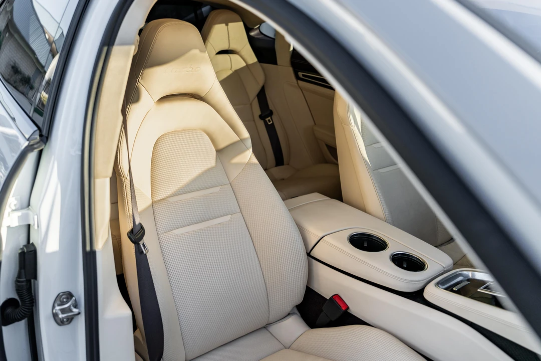 2017 Porsche 971 Panamera Turbo - Image 31 of 31