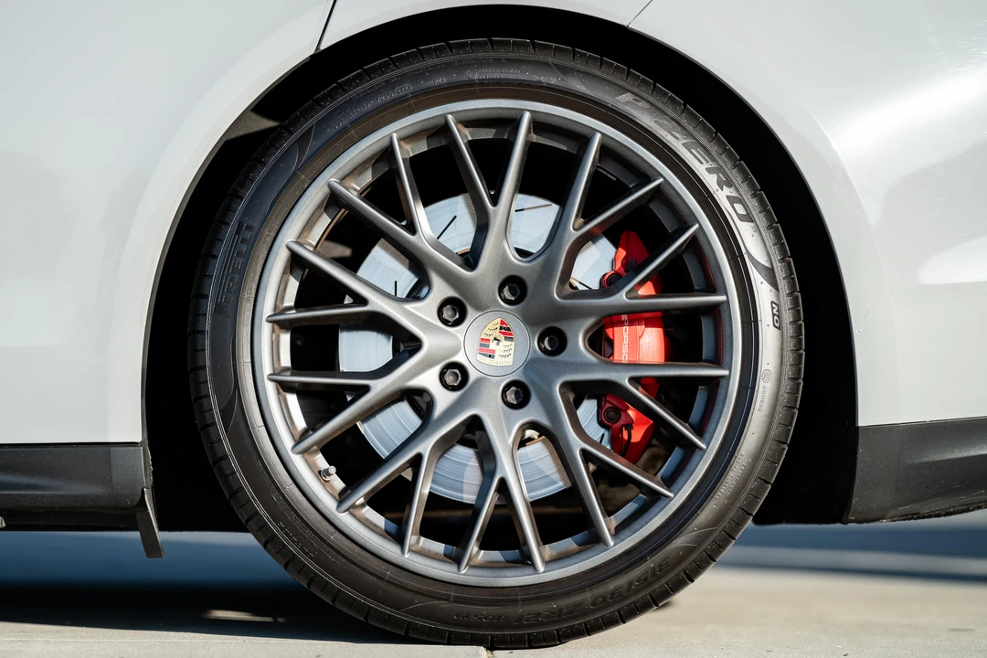 2017 Porsche 971 Panamera Turbo - Image 27 of 31