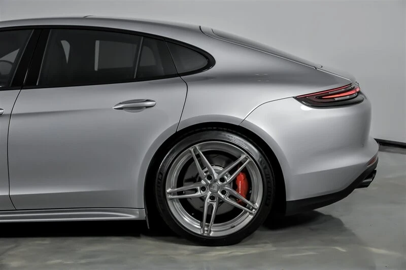 2017 Porsche 971 Panamera Turbo - Image 9 of 21