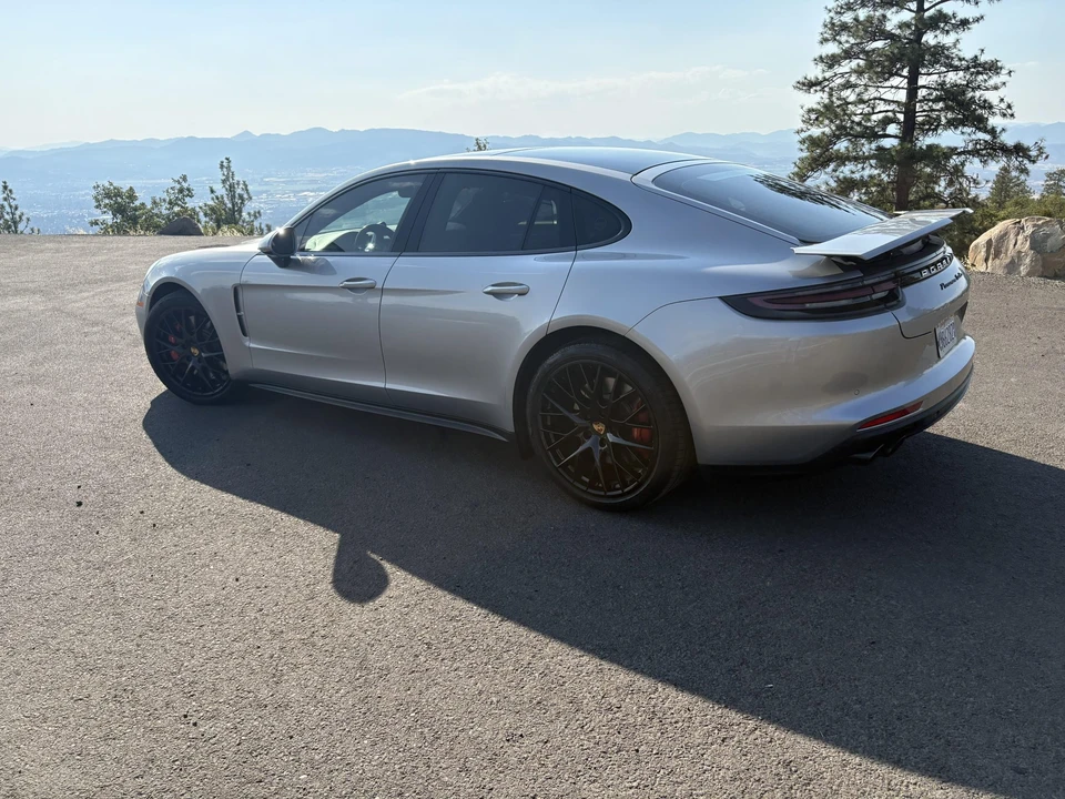 2017 Porsche 971 Panamera Turbo - Image 27 of 31
