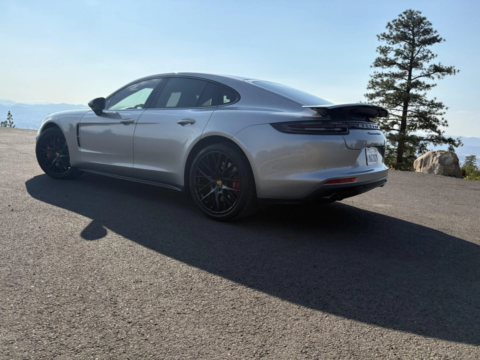 2017 Porsche 971 Panamera Turbo - Image 29 of 31