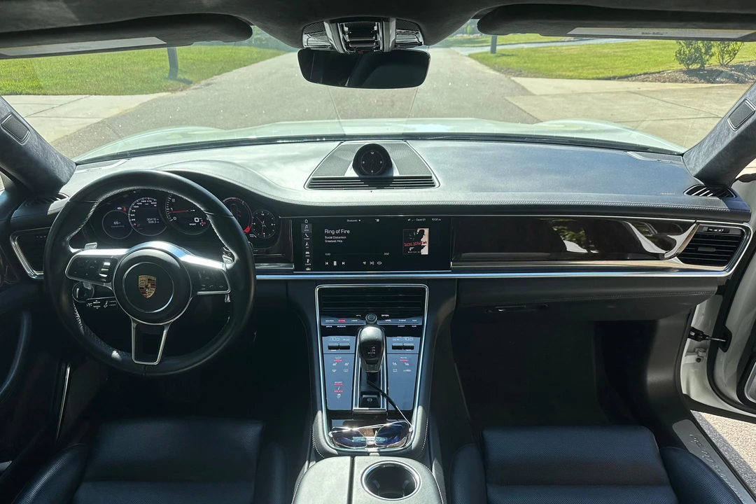 2017 Porsche 971 Panamera Turbo - Image 28 of 31
