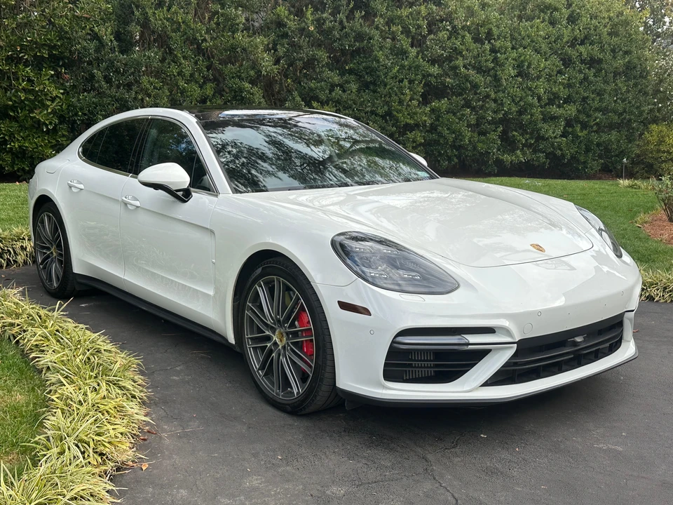 2017 Porsche 971 Panamera Turbo - Image 18 of 31
