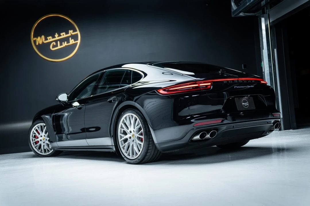 2017 Porsche 971 Panamera Turbo - Image 29 of 31