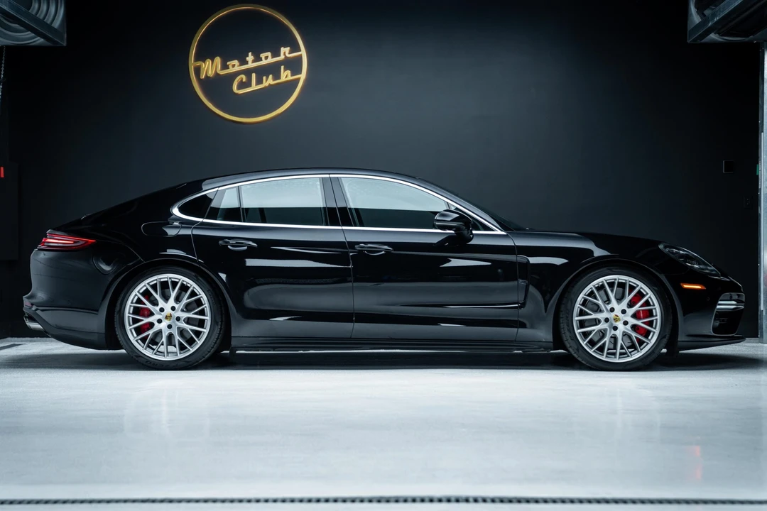 2017 Porsche 971 Panamera Turbo - Image 19 of 31