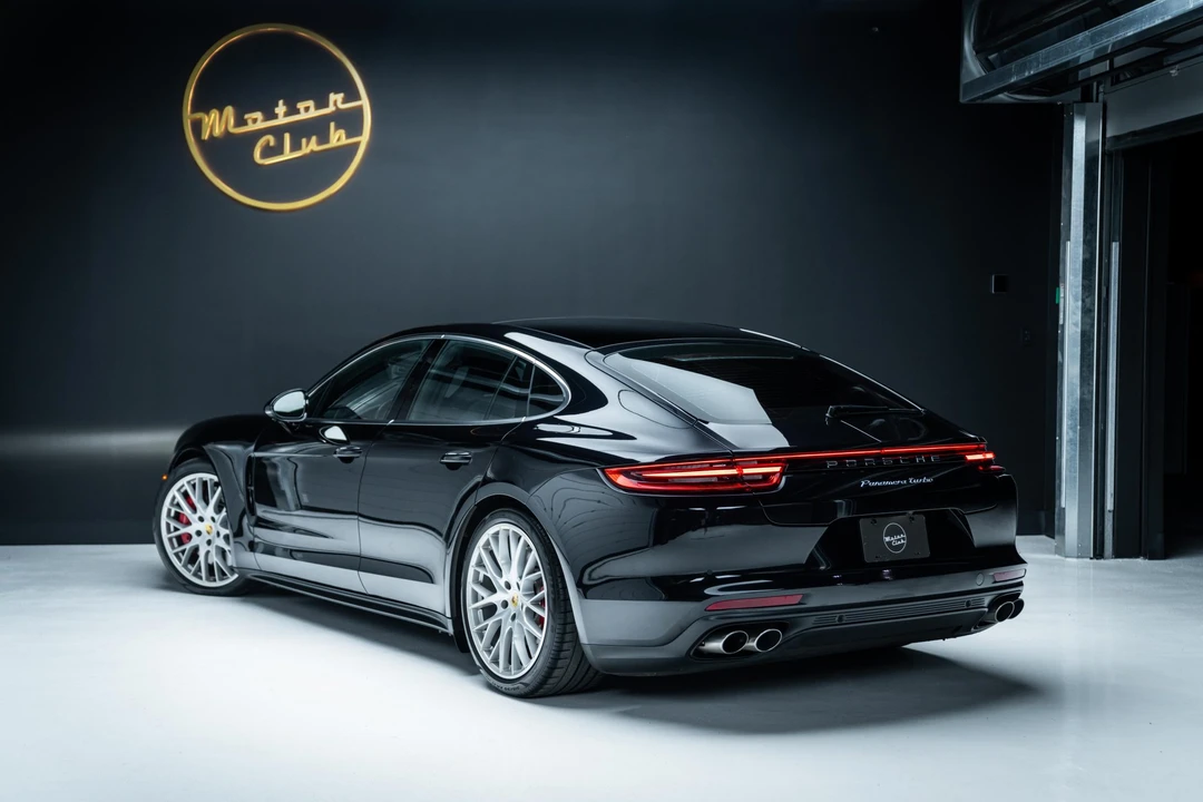 2017 Porsche 971 Panamera Turbo - Image 30 of 31
