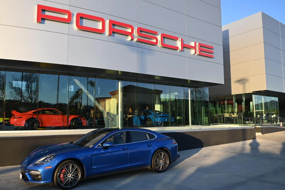 2017 Porsche 971 Panamera Turbo - Image 21 of 31