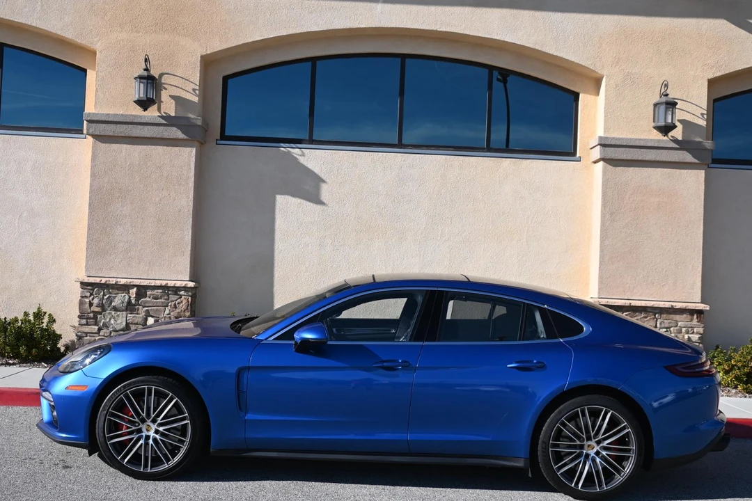 2017 Porsche 971 Panamera Turbo - Image 25 of 31