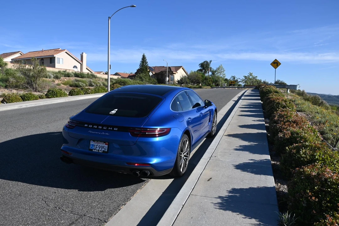 2017 Porsche 971 Panamera Turbo - Image 14 of 31