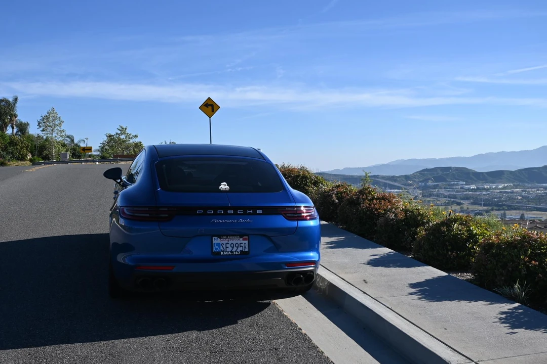 2017 Porsche 971 Panamera Turbo - Image 13 of 31