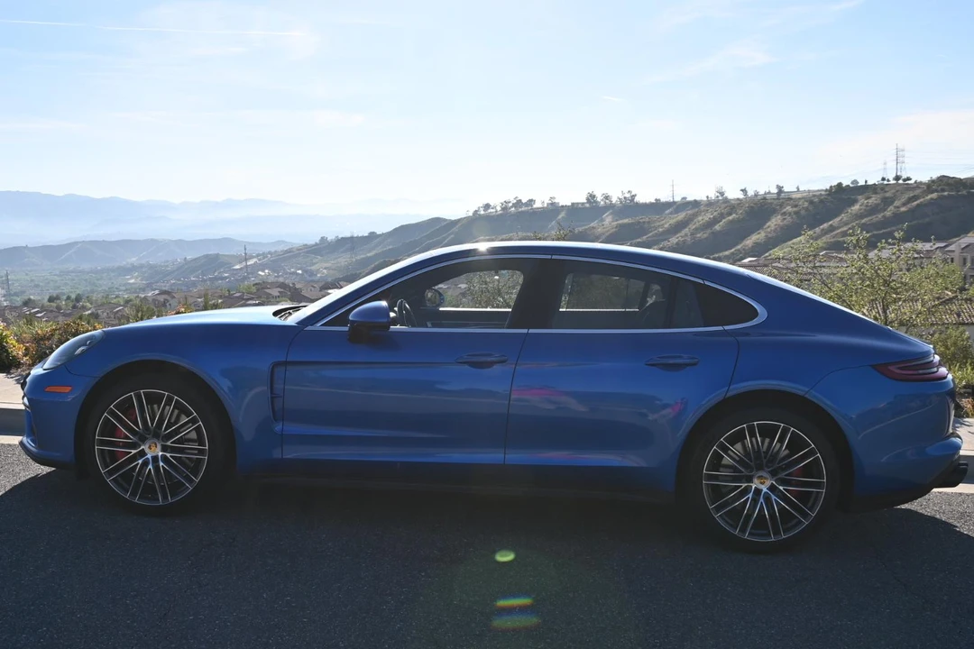 2017 Porsche 971 Panamera Turbo - Image 9 of 31