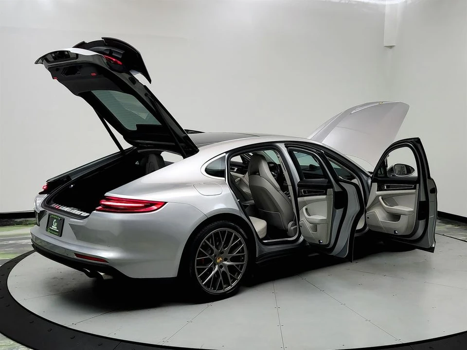 2017 Porsche 971 Panamera Turbo - Image 11 of 12