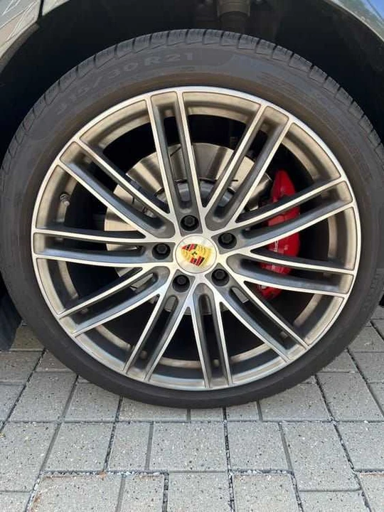 2017 Porsche 971 Panamera Turbo - Image 13 of 31