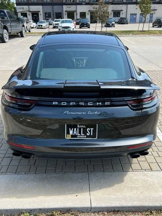 2017 Porsche 971 Panamera Turbo - Image 18 of 31