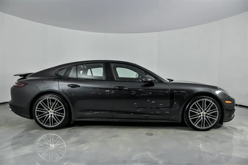 2017 Porsche 971 Panamera - Image 13 of 21