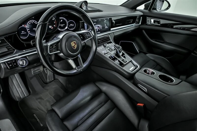 2017 Porsche 971 Panamera - Image 20 of 21