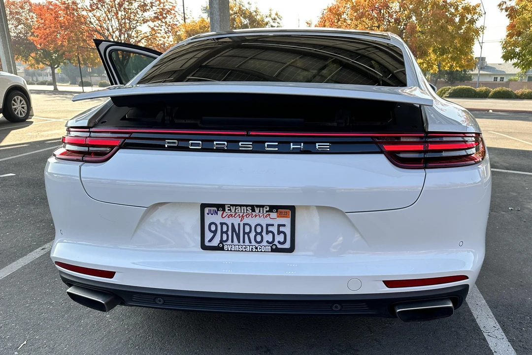 2017 Porsche 971 Panamera - Image 5 of 31