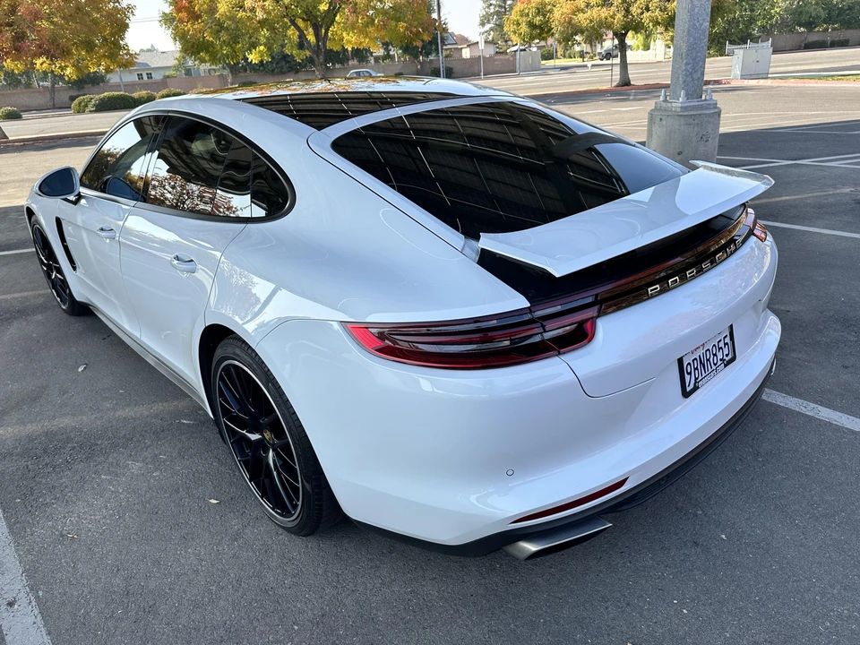 2017 Porsche 971 Panamera - Image 10 of 31